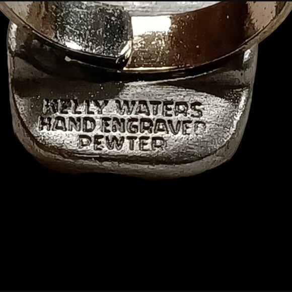Kelly Waters Hand Engraved Pewter Adjustable Ring Resting Size 7.5 Love - Picture 5 of 5